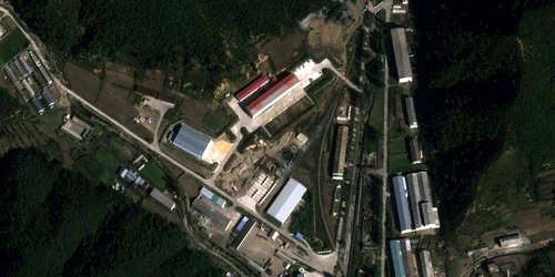 Coreea de Nord fabrica FOTO @StratcomCentre / X