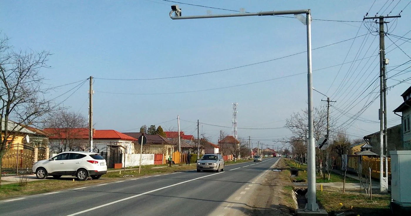 Camerele înregistrează prezența rovinietei în parbrizul mașinii