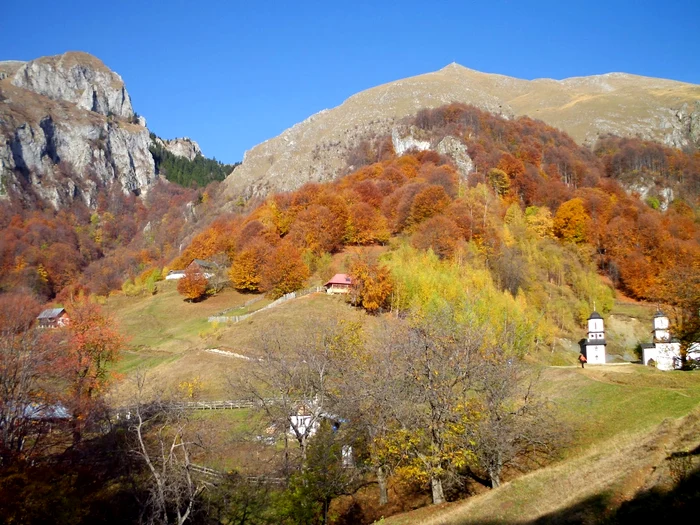 Mănăstirea Pătrunsa cel mai izolat loc monahal istoric din România Foto Daciana Stoica