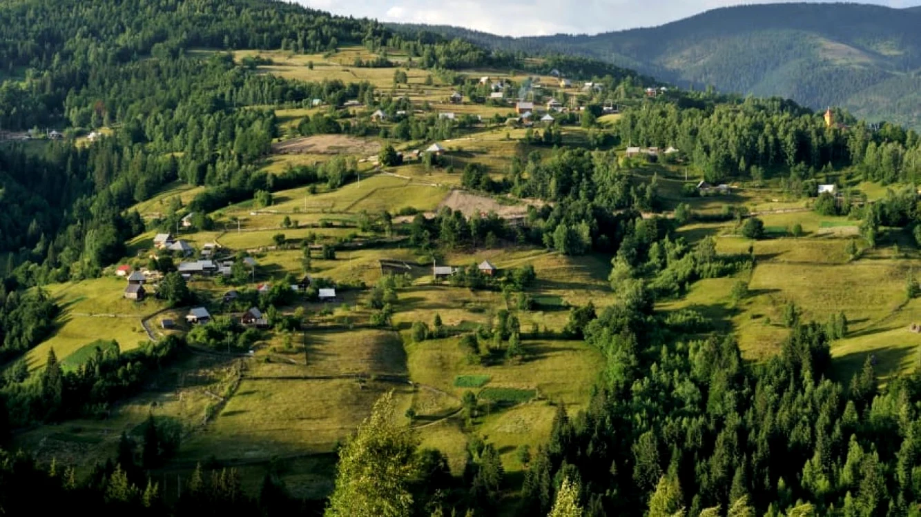 CNN a inclus Munţii Apuseni şi satul Vadu Crişului din Bihor în topul destinaţiilor turistice din Europa.