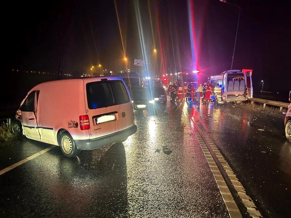 Accident pe centura din Arad FOTO: ISU Arad