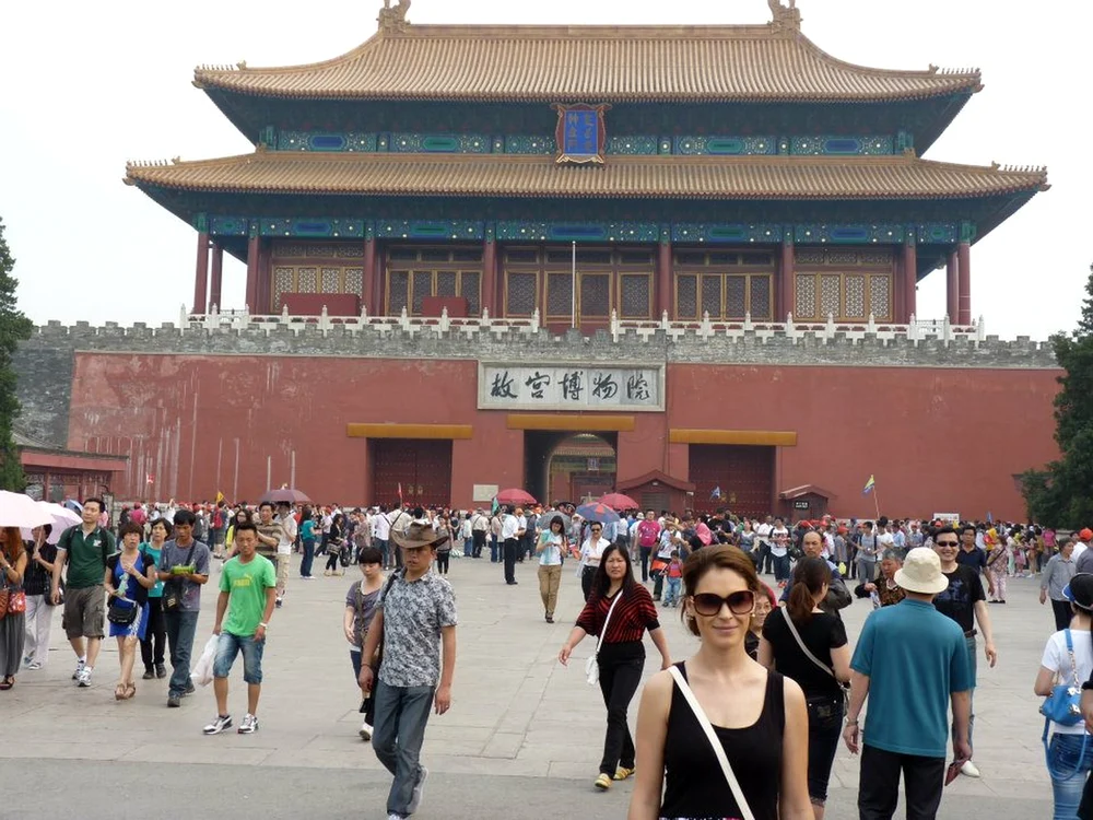 "Trăsnita" Iuliana Călinescu a atras toate privirile chinezilor