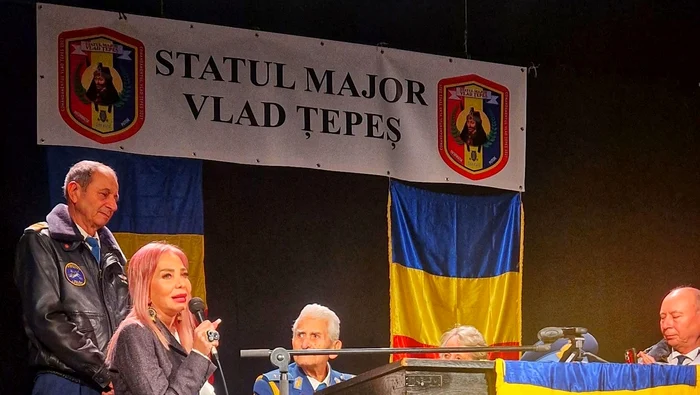 Generalul Radu Theodoru, la o întâlnire a grupării paramilitare, FOTO Facebook