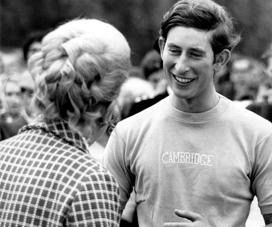 
    Prinţul Charles  