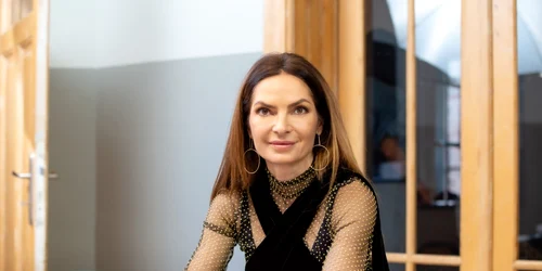 Alina Vîlcu - main
