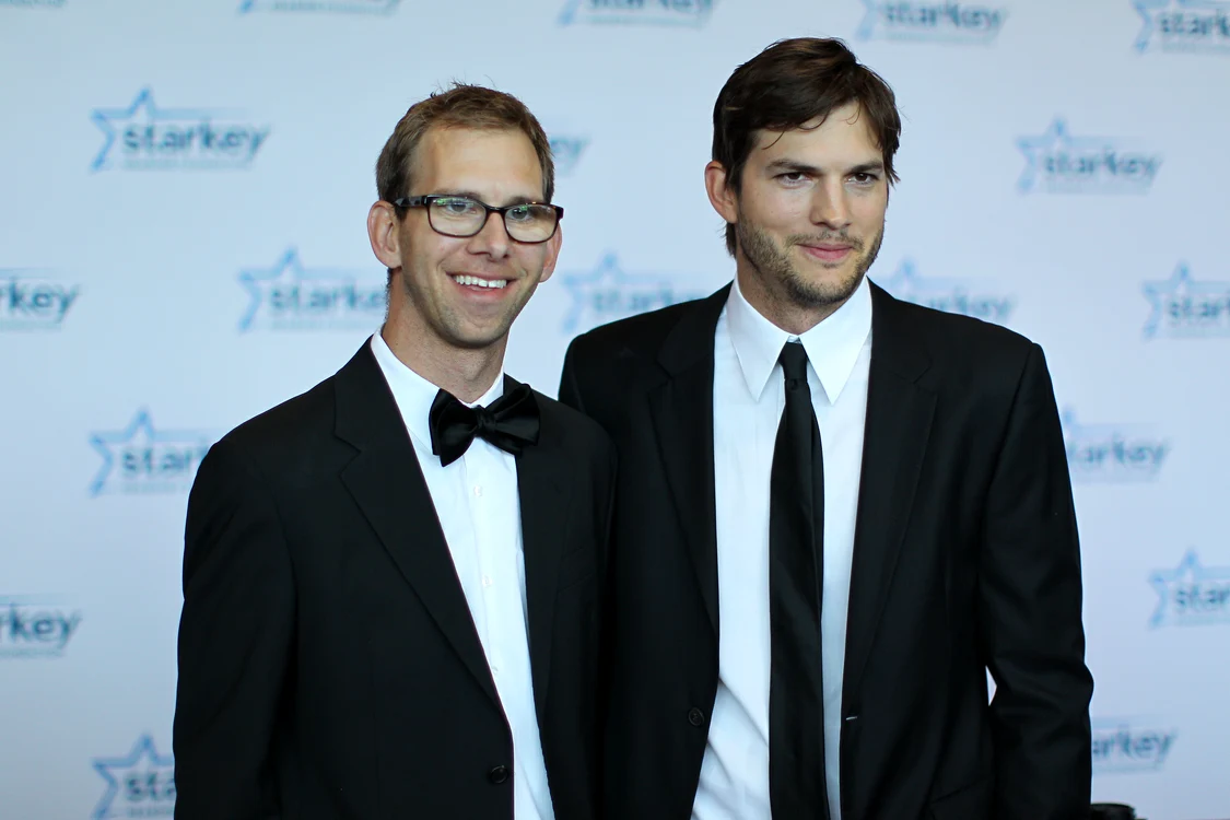 Starkey Hearing Foundation 2013 So The World May Hear Gala jpeg