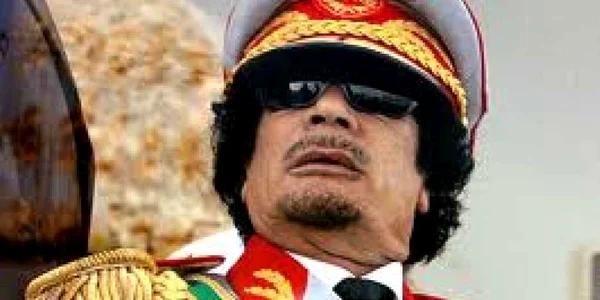Fostul dictator purta perucă