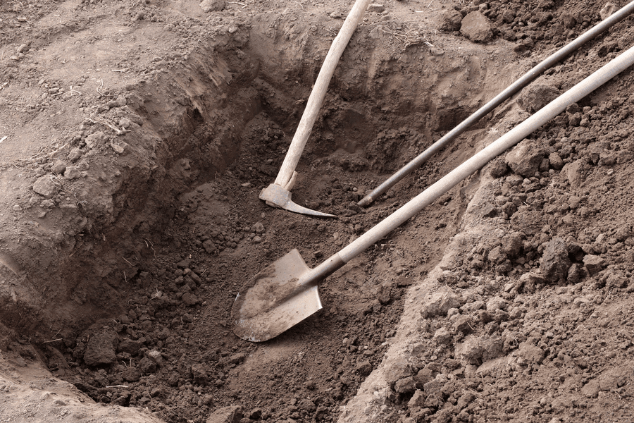 Zeci de morminte au fost vandalizate într-un cimitir protestant la Ierusalim