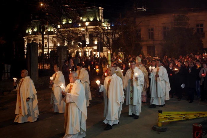 Credincioşii vor pleca in procesiune pe străzile oraşului