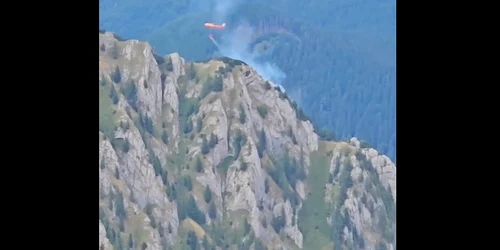 elicopter incendiu Busteni png