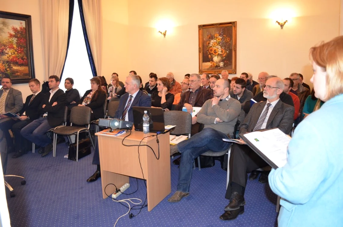 Cei care au participat la seminar