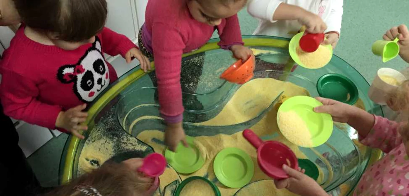 Implicarea familiei reprezintă un pilon al filosofiei programului de educaţie alternativă Step by Step FOTO Adevărul
