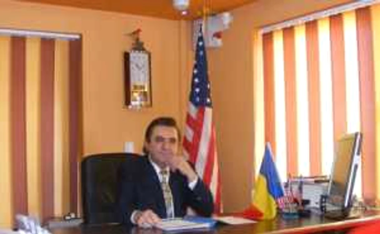 Ioan Cosmescu a plănuit, din biroul său american, investiţia în judeţul natal