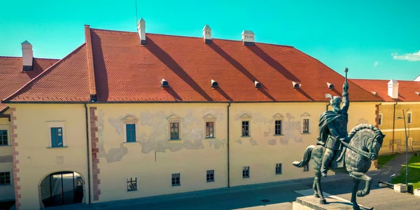 palat principi alba jpg