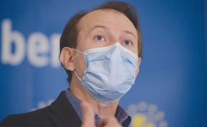 
    Florin Cîţu, liderul PNL, visează tot la fotoliul de premierFoto: Mediafax  