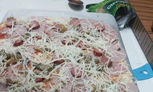 pizza de casa jpeg