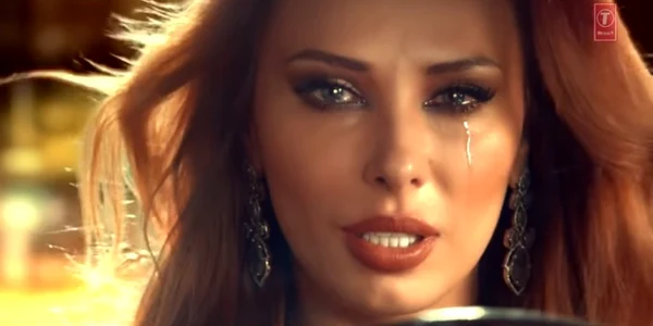 iulia vantur foto captura