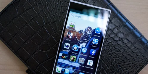 telefon voninojax FOTO razvan baltaretu/adevarul