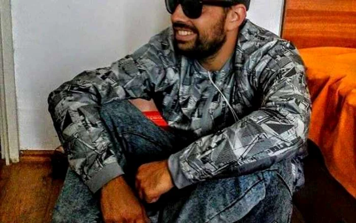 FOTO Facebook