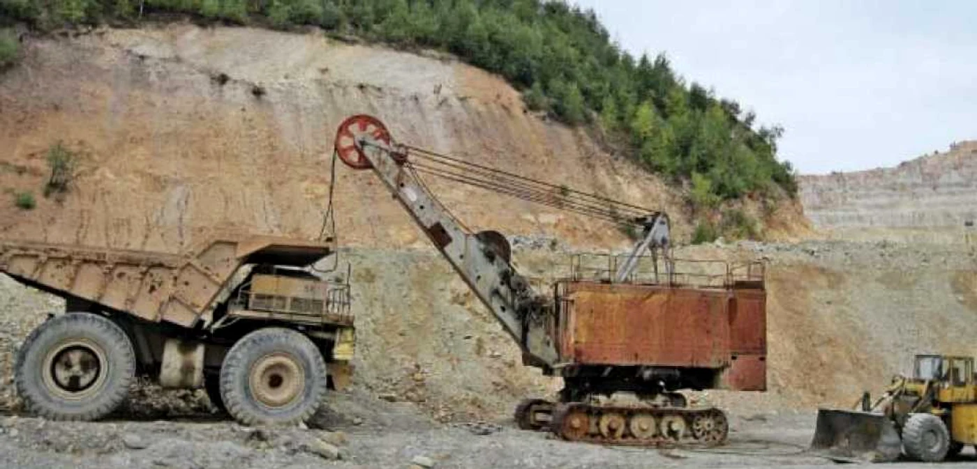 La Roşia Poieni, judeţul Alba, se găseşte cea mai mare exploatare de cupru din România