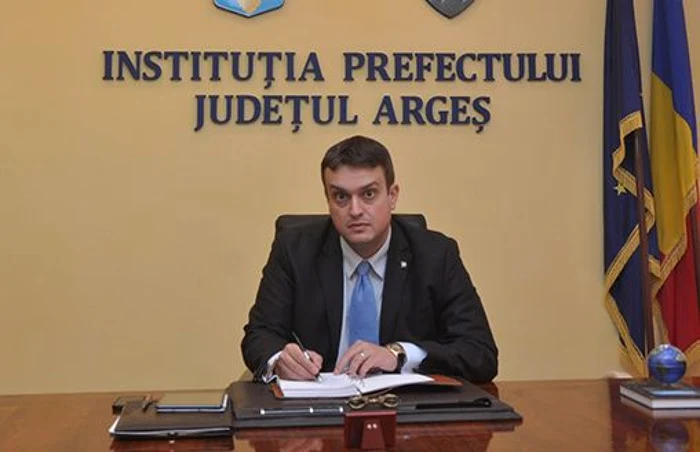 IPrefectul judeţului Argeş, Mihai Oprescu