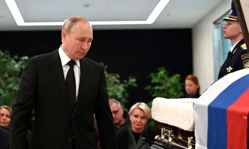 1 vladimir putin in lacrimi 1 jpg jpeg