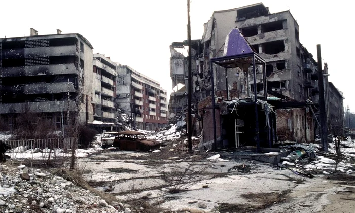 Războiul din Bosnia 1992 1995: între regionalizare, islamizare şi genocid  jpeg
