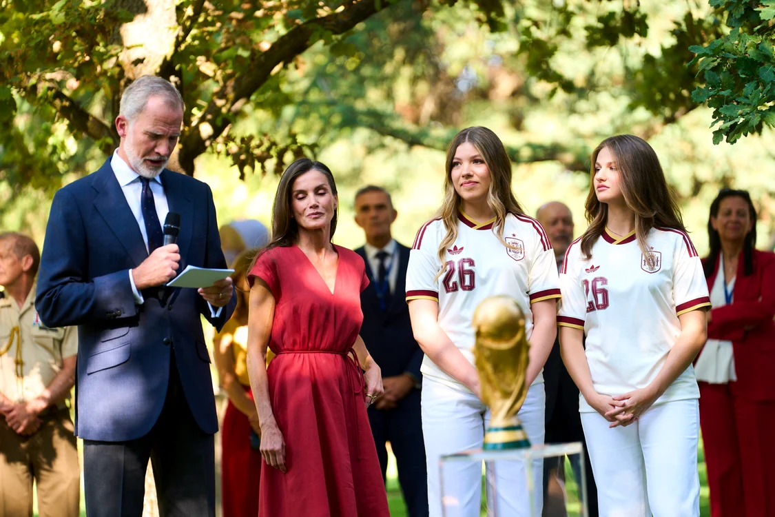 Felipe, Letizia, Leonor, Sofia și echipa spaniolă, Profimedia (3) jpg