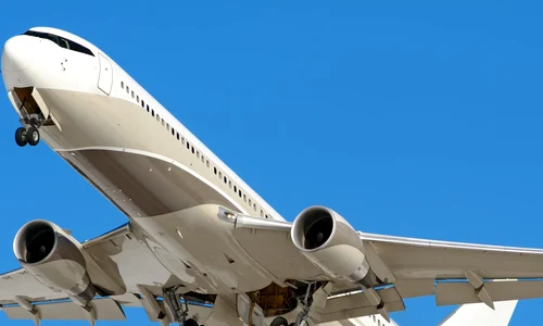 4 avion shutterstock 466537967 jpg jpeg