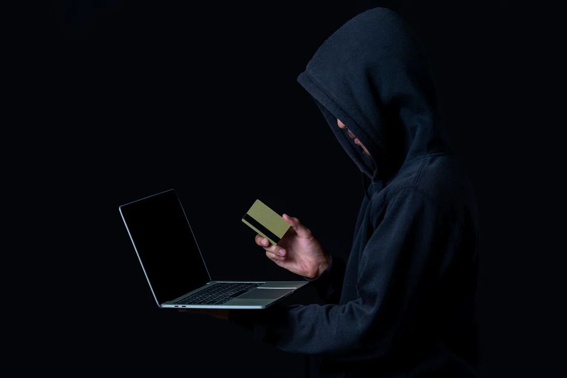 Cum te păcălesc hackerii
