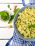 Paste cu sos pesto  Sursa foto shutterstock 598940066 jpg