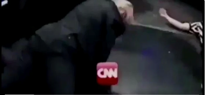 Donald Trump, în luptă cu CNN FOTO Captură de ecran Twitter @realDonaldTrump