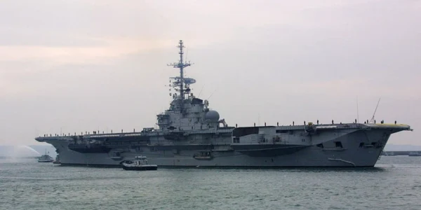 Portavionul Foch FOTO Emmanuel Pain via BFMTV