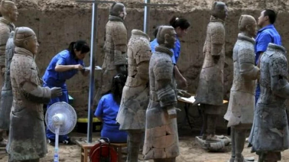 Celebra armată din teracotă din China s a mărit cu încă 110 noi războinici jpeg