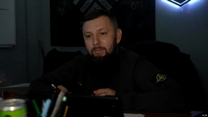 "Cine are cele mai bune adăposturi domină": comandantul de brigadă "Donner" în punctul de comandă