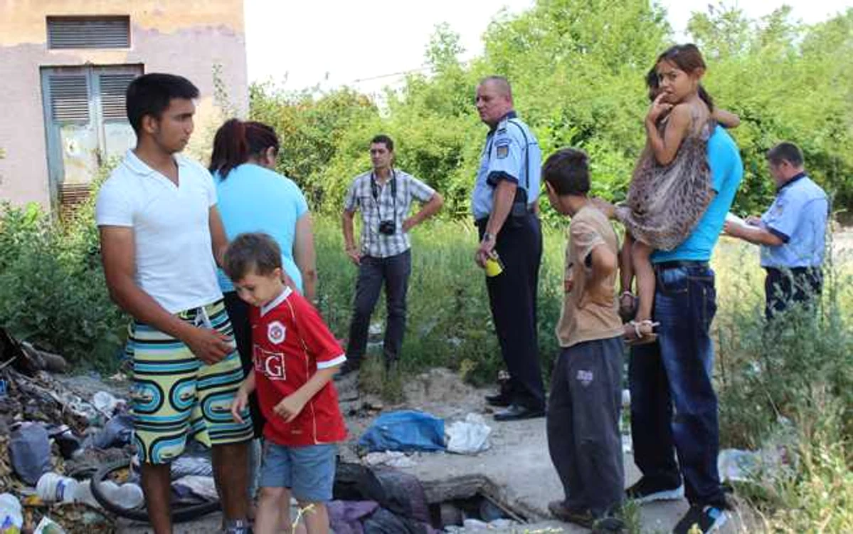 Poliţia a sesizat Protecţia Copilului, care a demarat o anchetă şi foarte probabil va dispune luarea fetiţei plasament      FOTO  voceatransilvaniei.ro