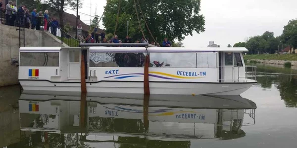 "Decebal"a fost lansat pe Bega FOTO Ştefan Both
