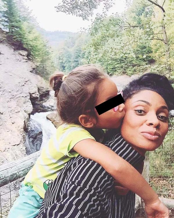 Serena Maria  va face  5 anișori în  decembrie