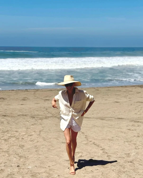 Meghan Markle pe plajă