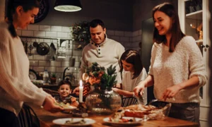 pregatiri sarbatori amenajare masa gasire cadouri 2223079881 jpg