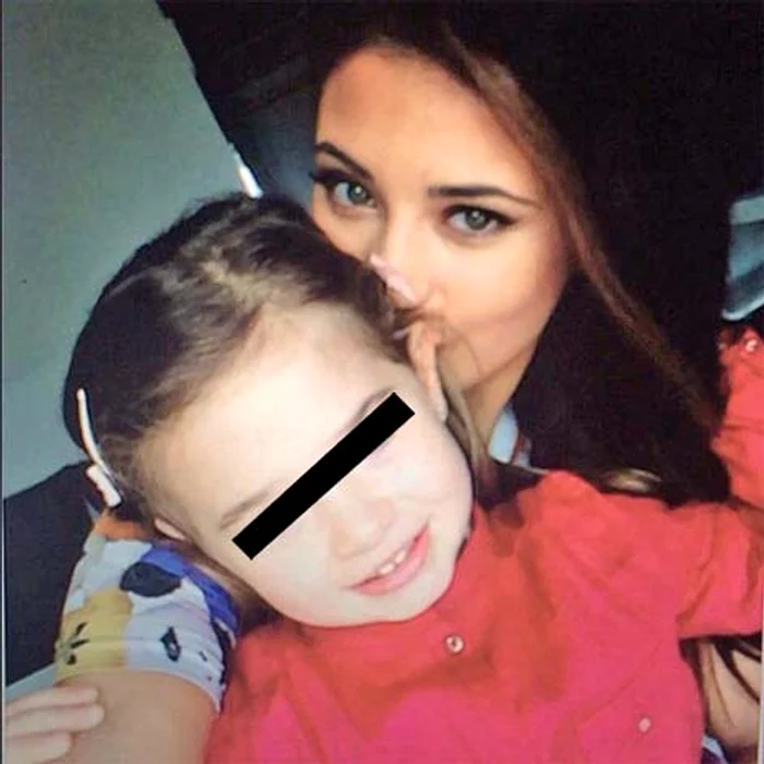 După Paşte,  Antonia pleacă  în Italia să stea  câteva zile alături  de Maya