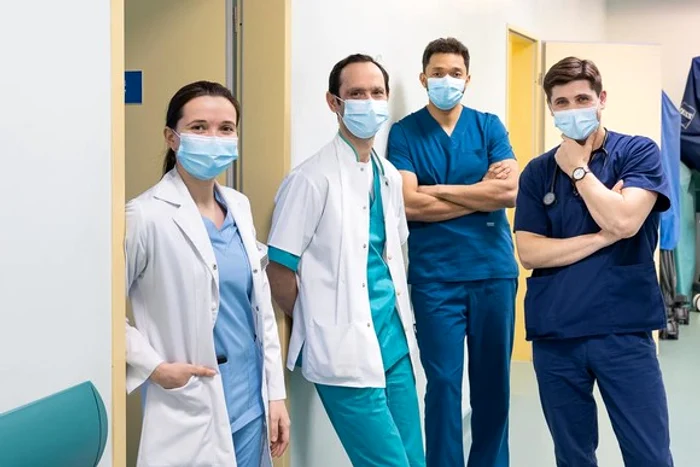 
    Imagine din timpul  intervenţiei realizate  în premieră la Bucureşti    