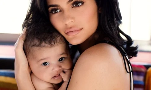 kylie jenner stormi jpeg