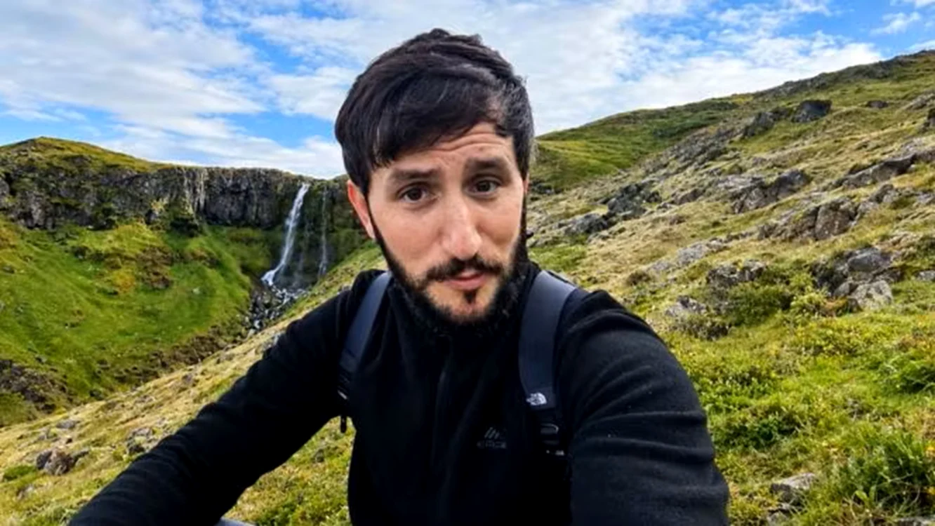 Tânărul spaniol lucrează în Islanda