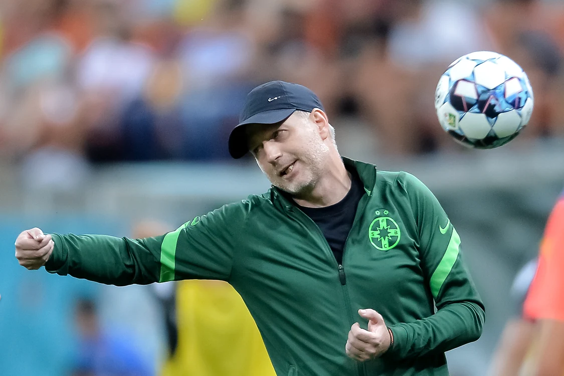Edi Iordănescu e pe locul secund în grupa de calificare la Euro 2024. Foto Mediafax 