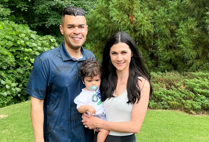 Christina Chambers, alături de soţ şi copil. FOTO: Facebook/Chirstina Chambers