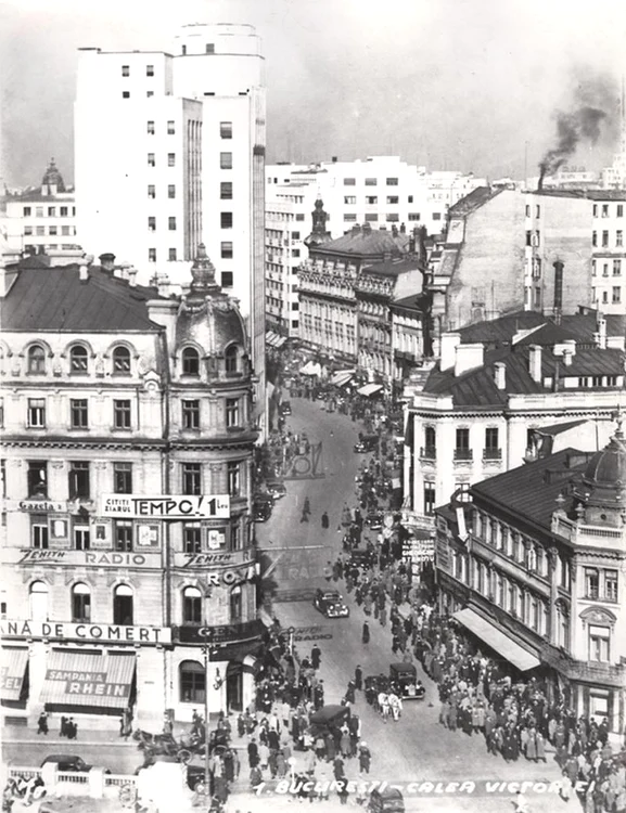 Calea Victoriei și Palatul Telefoanelor, în 1935