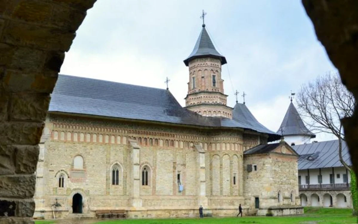 Manastirea Neamţ a fost menţionata documentar pentru prima data la 1407. FOTO: doxologia.ro