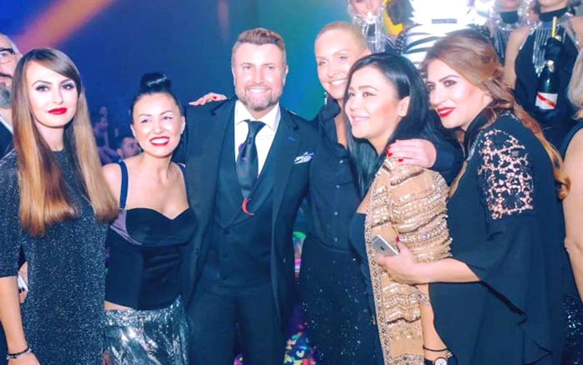 Cătălin Botezatu a petrecut în compania mai multor prieteni FOTO: Arhiva personală