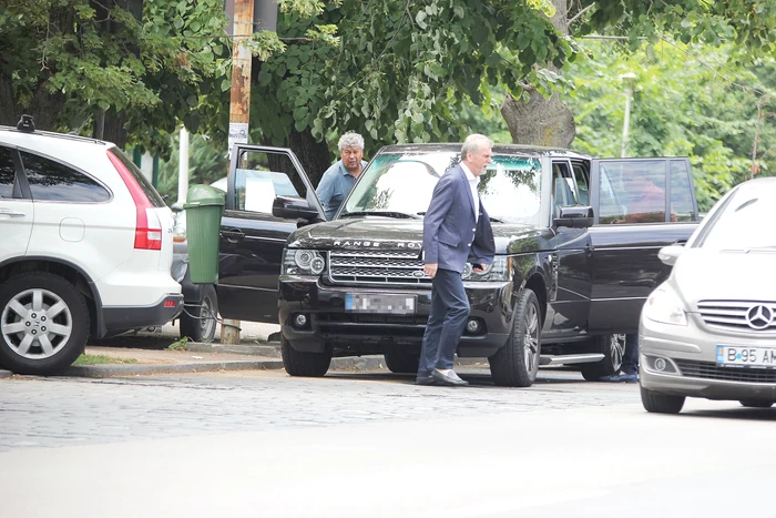 Preşedintele lui  Dinamo l-a condus pe  antrenor la maşină